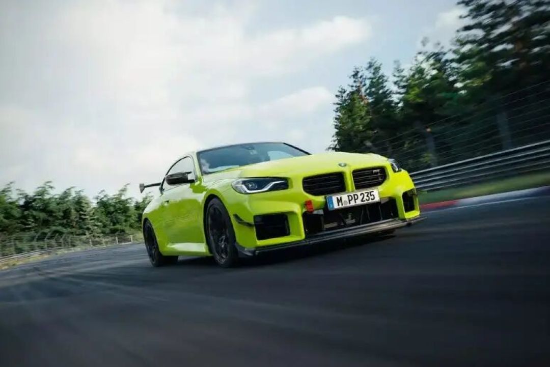 宝马M2 Track Kit投资2万3500欧元缩短圈速,与实际购买相比是否合理?