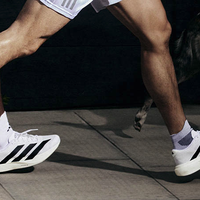 脱掉外壳的“超跑”，阿迪Evo SL到底是不是Adios Pro 4的无板平替？