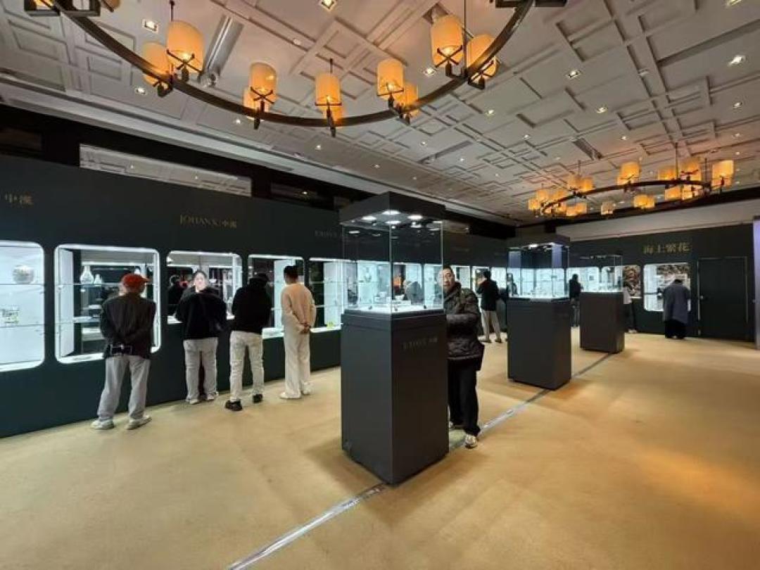 中国艺术品市场迎来黄金十年，必将产生一百家以上的艺术上市企业