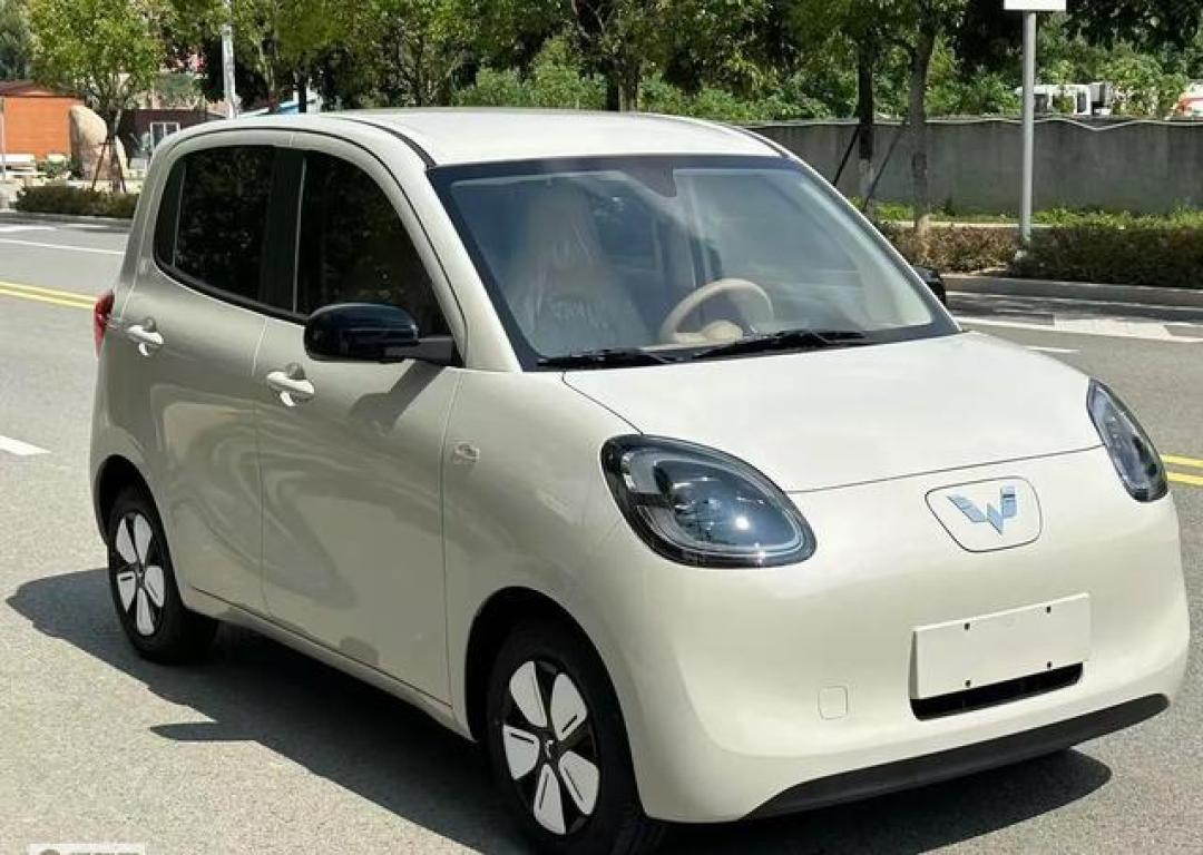 五菱宏光MINIEV车主:开了三年想换车 才发现五菱没有能接住我的车