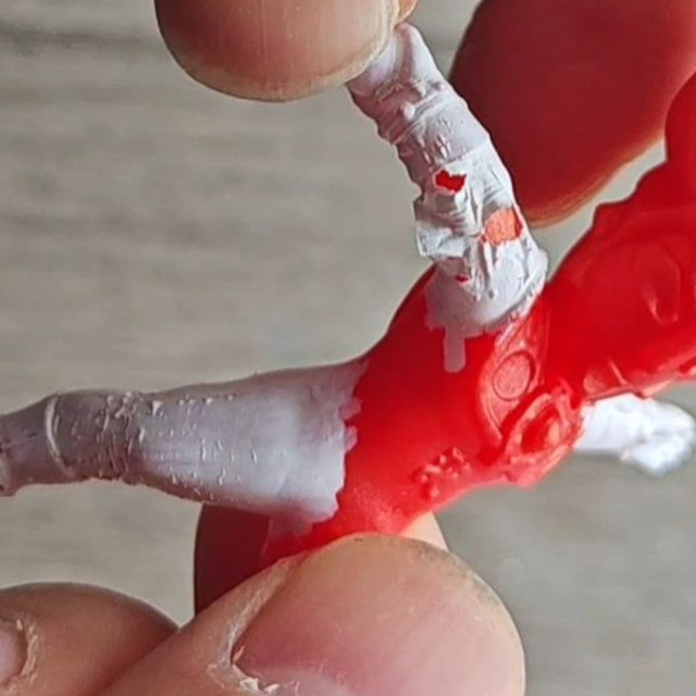 卡游橡皮人涂装-马克笔开裂解决方案