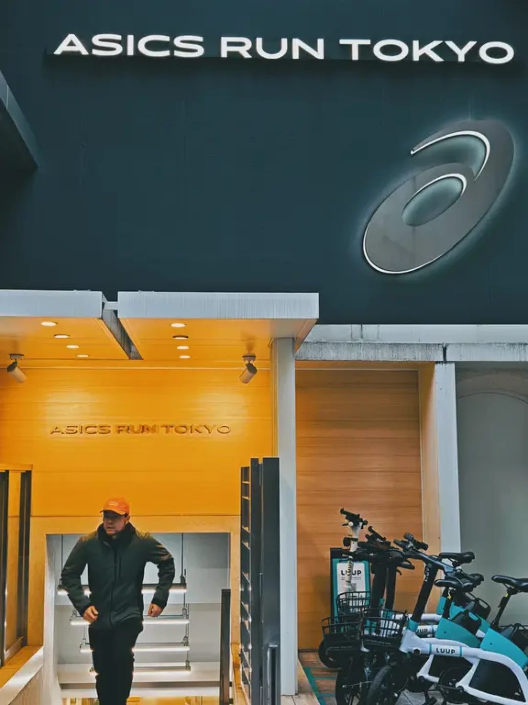 ASICS RUN TOKYO 跑者驿站打卡