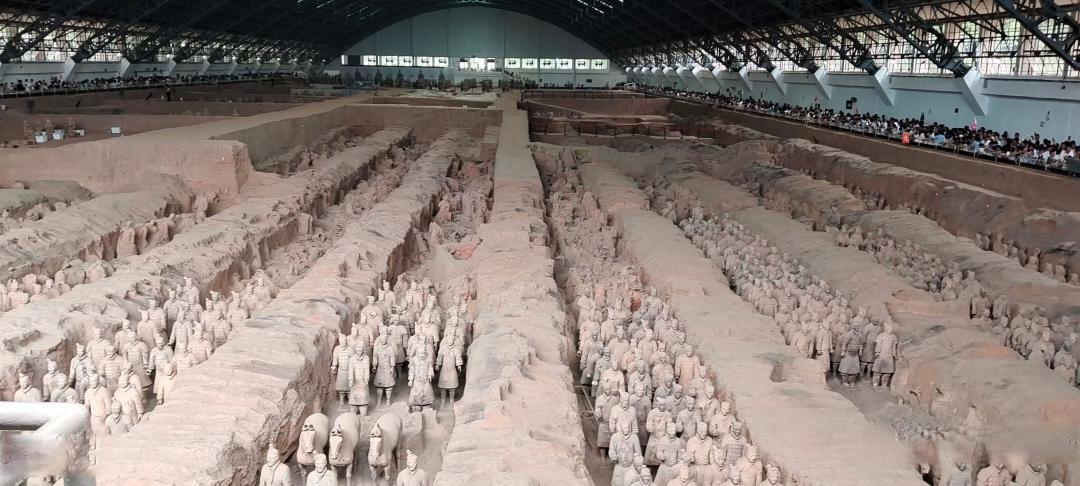 我喜欢看古迹、古建筑,请问去哪些地方比较适合?