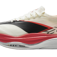 李宁超轻22：轻量化是优势还是妥协？1000+用户真实观点大PK