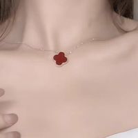 纪梵哲彩金四叶草项链经典设计