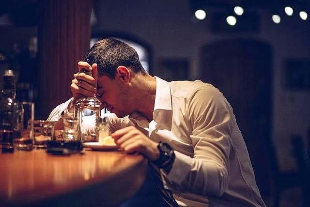 医生研究发现:一旦患上抑郁症,这几件事快停下,别害了自己