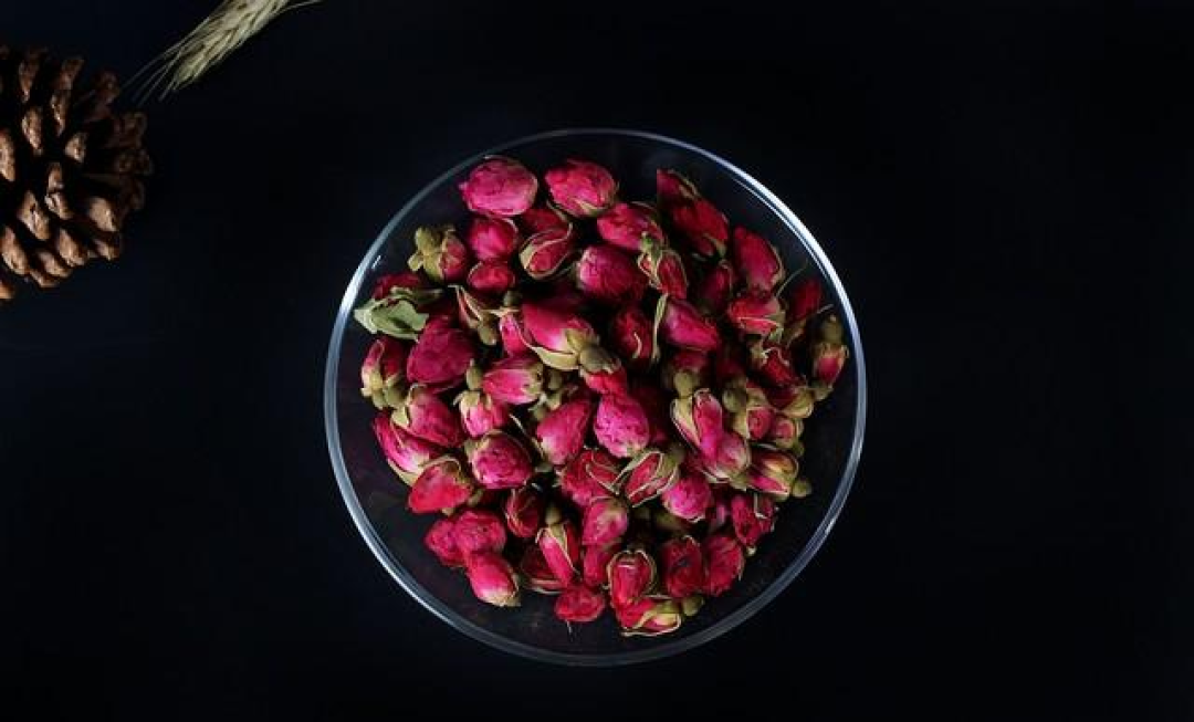 玫瑰花+它才是绝配！每天一杯，疏肝理气，女人越喝越年轻