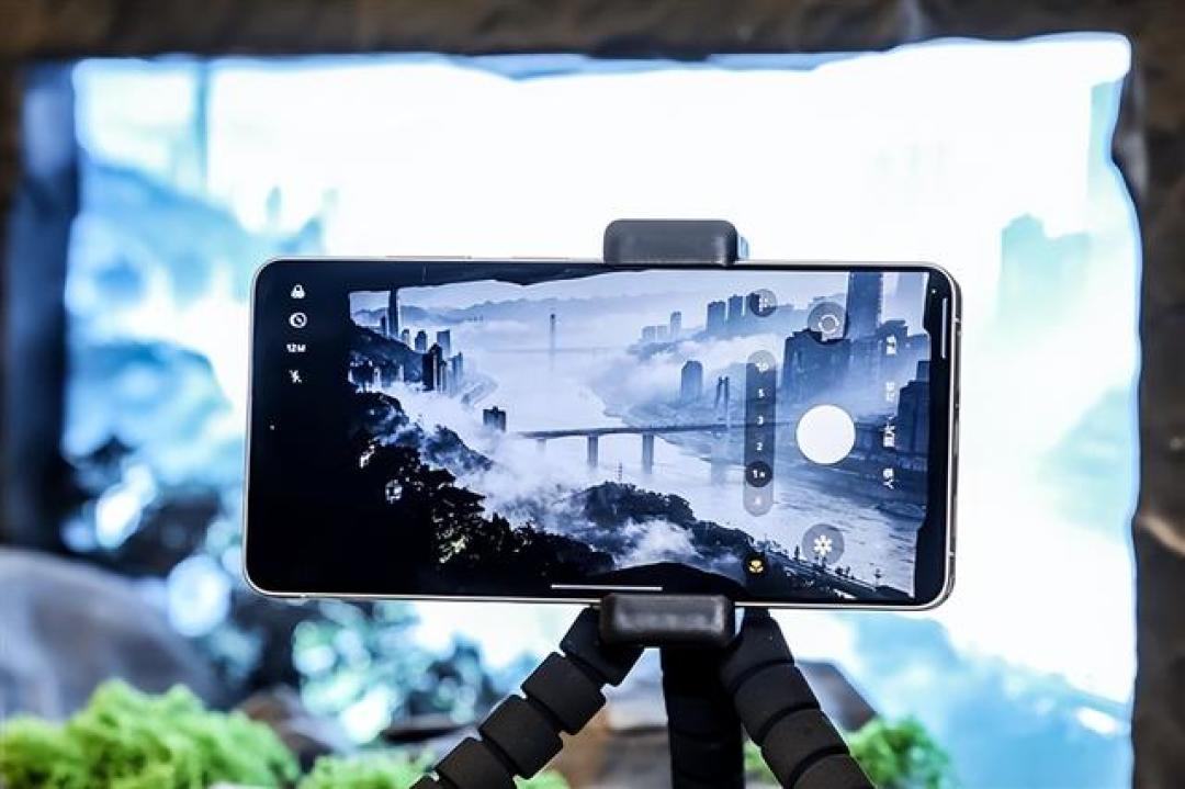 光与芯的物理学回归：三星Galaxy S26 Ultra打破手机拍照AI涂抹困局