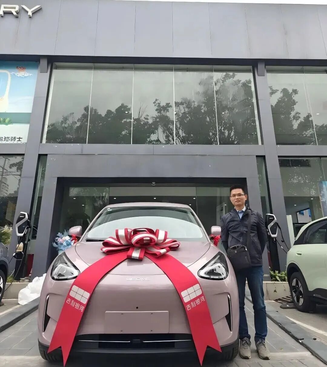 用过电车,我再也不要油车