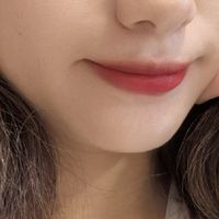 YSL1966，因为显白，所以老婆很喜欢。礼物懂她，我更懂她！