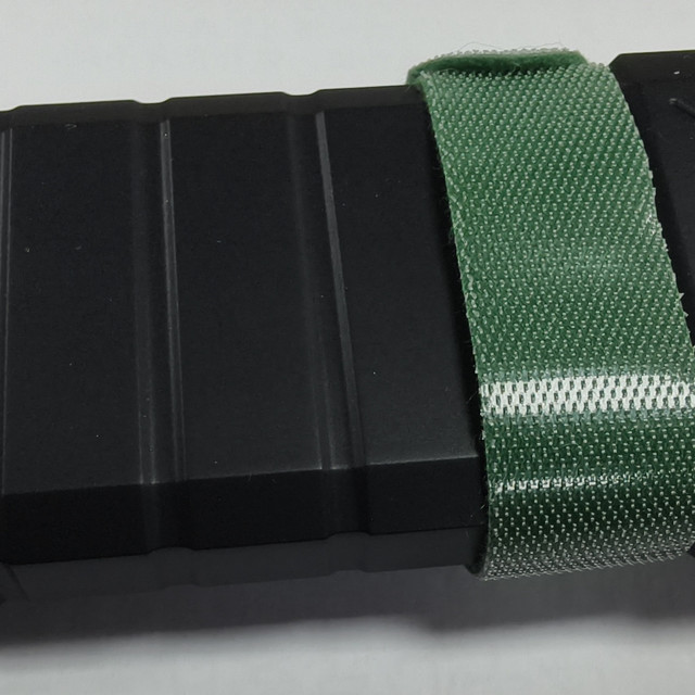 默默败家记——华硕铠20移动固态硬盘盒