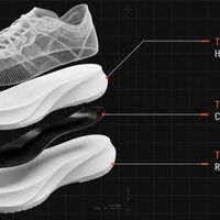 耐克碳板跑鞋：是竞速神器还是训练利器？1000+用户观点大碰撞