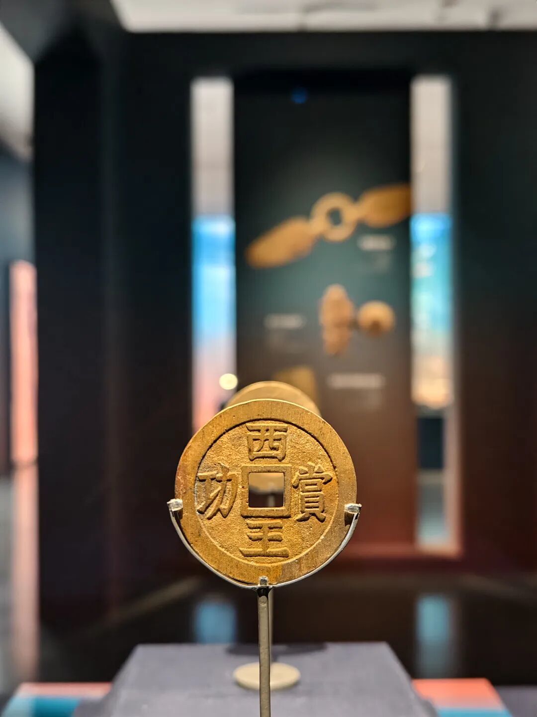 “江口沉银”——奢华金银“沉银之下,是一个王朝的落幕。”……(完)