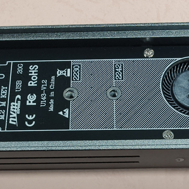 默默败家记——ITGZ 20G 风扇款硬盘盒