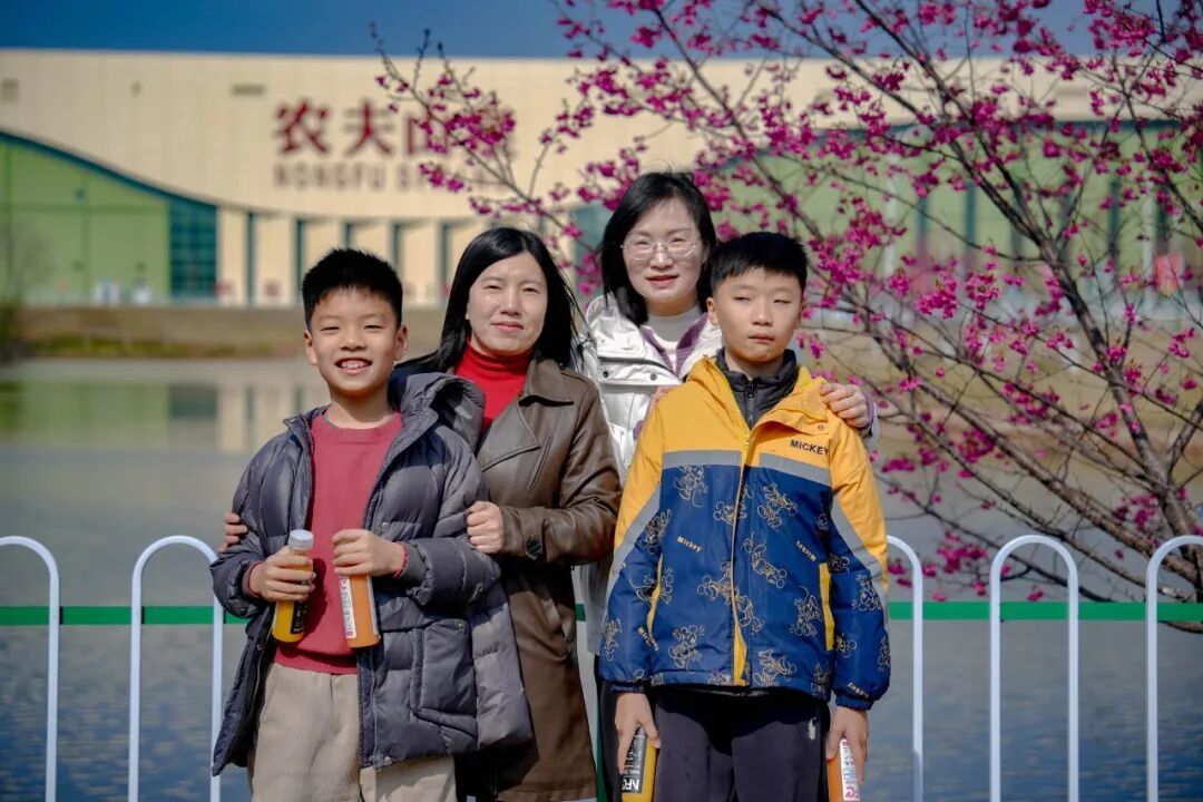 周末欢乐行之信丰:车间识匠心,田间寻清甜