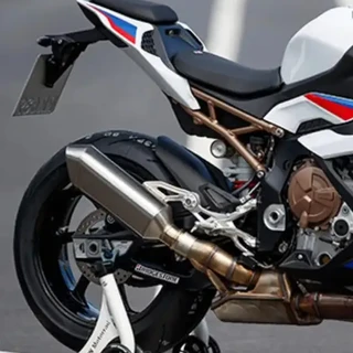 宝马S1000RR进化史:从绝版大小眼,到碳纤维怪兽! #宝马S1000RR #机车 #摩托车 #S1000RR #大小眼