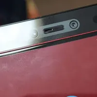 在闲鱼捡大漏！年前180元买的二手机，刚被我卖了450块