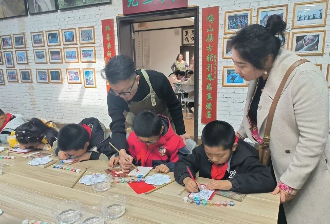 【奋进校园】触摸千年文脉 研学点亮童心——瓜州县沙河乡中心小学部分师生赴敦煌开展研学实践主题教育活动