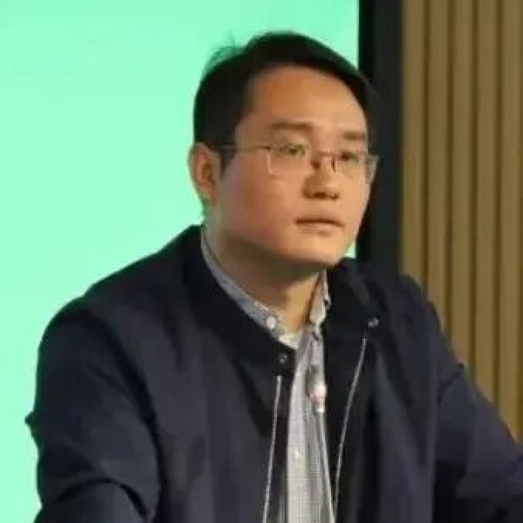 沈彬、任伟|虚拟现实技术对外语学习效果影响的元分析
