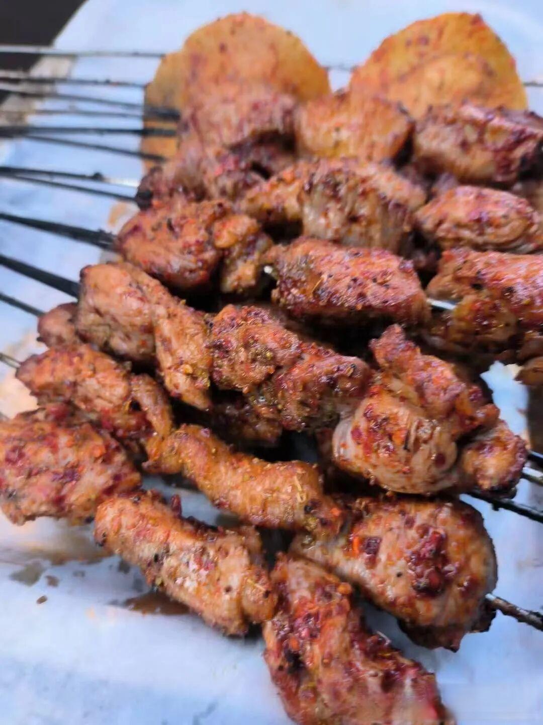 兰州旅游美食必吃:从牛肉面到手抓,一个都不能少!