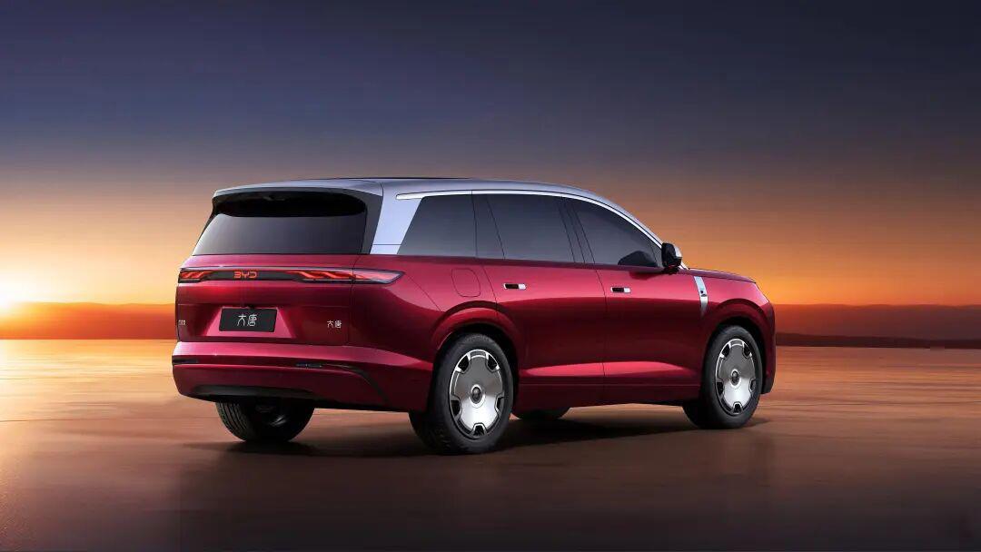 比亚迪史上最大SUV!大唐官图发布:双动力可选,3月5日重磅登场