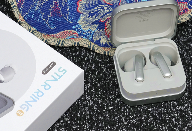 别再买丑到爆的鹅卵石耳机啦！这才是TWS耳机的颜值天花板 -星环2