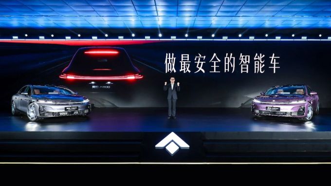 昊铂跑车