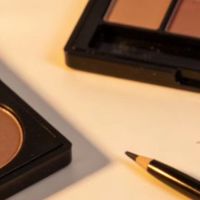 从基础到细节：美妆新手成长指南