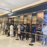 涨价20%—30%首日爆款断货,老铺黄金“投资神话”能持续多久