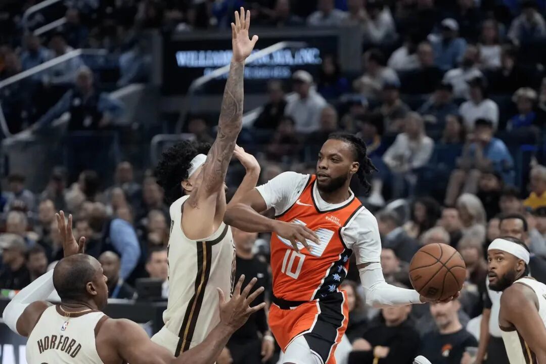 NBA快讯：17分大逆转！快船下半场狂飙71分，加兰首秀助伦纳德率队复仇勇士