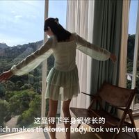 活泼的居居展示我们proudfox家一款夏款淡绿连衣裙哦