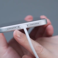 iPhone 17 Pro充电滋滋响：设计瑕疵还是正常现象？2000+用户观点大碰撞