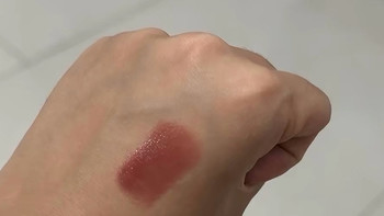 MAC魅可水漾子弹头543：日常必备的“奶茶烤栗”