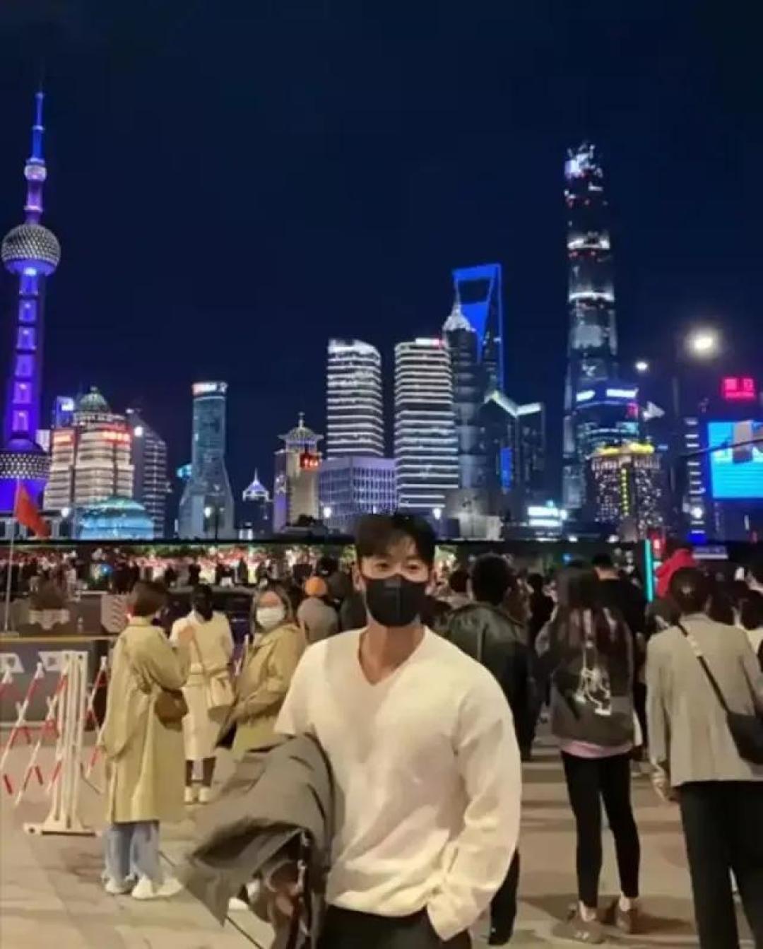 免签老外回国后绝食:中国饭太香,白人饭吃不下!
