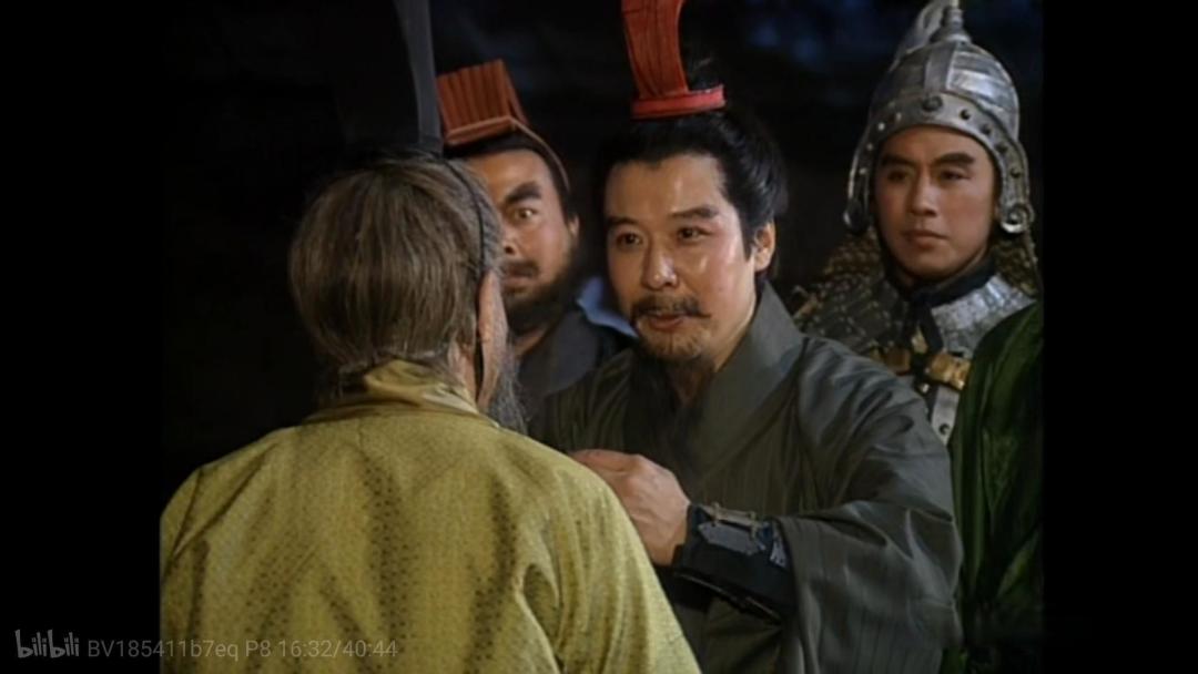94 版和新版《三国演义》中,刘备扮演者孙彦军与于和伟相比,谁更符合原著中刘备的形象?