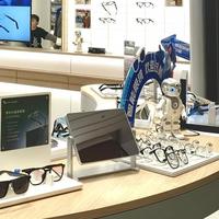 争相抢滩 AI 眼镜 “百镜大战” ，传统眼镜厂商迎来新机遇