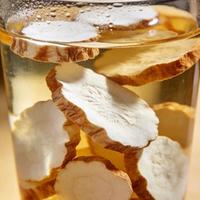 茯苓泡水太养人！每天一杯，健脾祛湿还安神，身体越喝越清爽