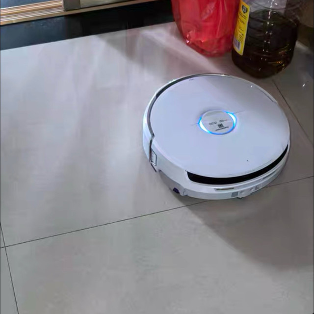 云鲸扫地机器人：科技带来的清洁变革