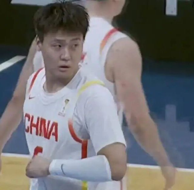 男篮大洗牌！6人或将退出国家队，三大旅美新星驰援，郭士强要组最强阵容