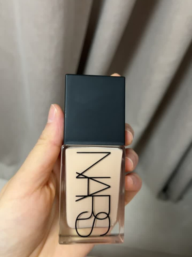 持妆不卡粉，NARS超方瓶太赞了！
