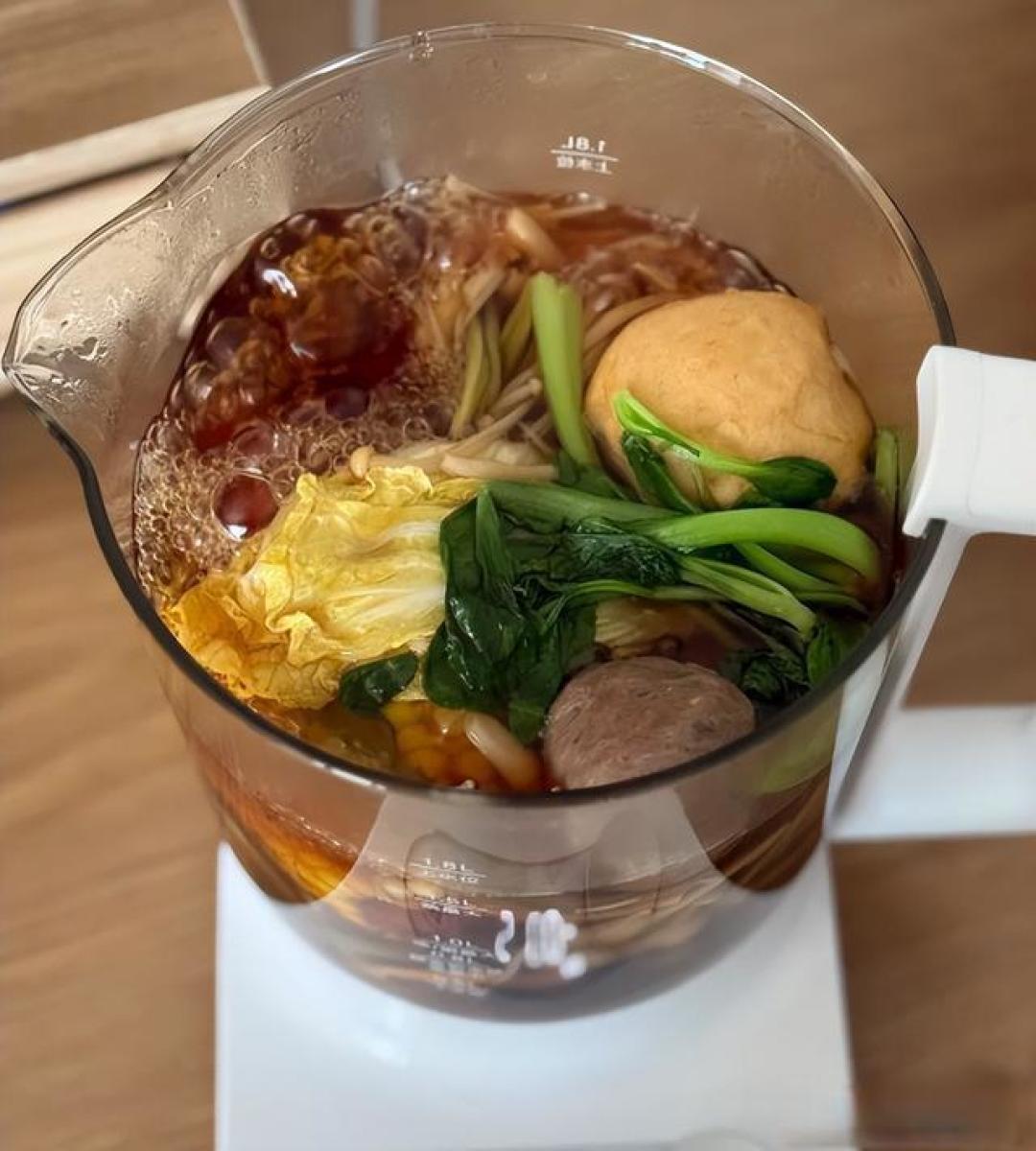 还说养生壶是智商税?它早就进化成全能小厨房了