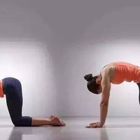 每天5分钟，告别含胸驼背！打工人必练的3个居家矫正动作