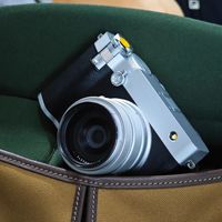 富士中画幅微单是“画质天花板”还是“性能妥协”？34900元值不值得升级？