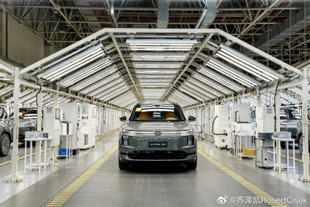 大众增程奶爸车来了 ID. ERA 9X量产下线：月底价格见分晓