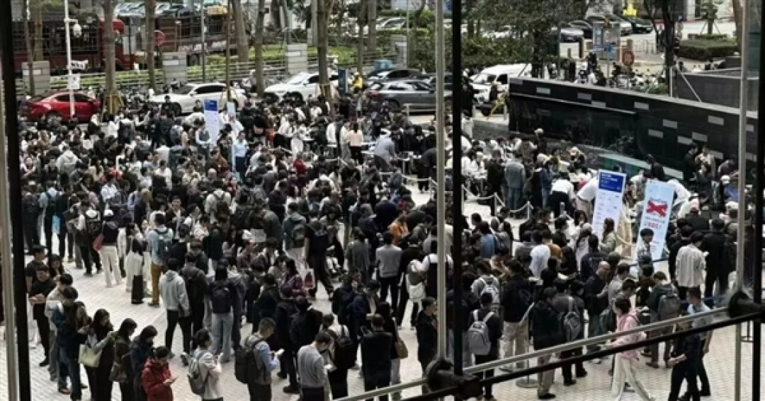 鹅厂门口爆满了!腾讯工程师在总部楼下免费安装OpenClaw