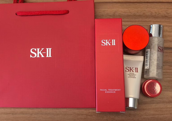 SK-II礼盒，女神节送礼不出错？