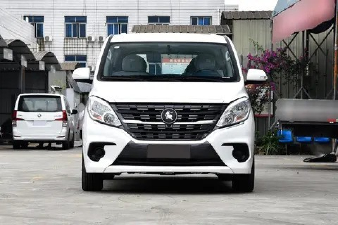 2027款东风风行菱智PLUS上市:8.49万起售,中大型MPV新选择