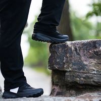 别只看网面！跑鞋透气性关键在鞋面结构与湿度控制