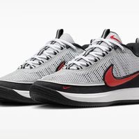 Book 2实战价值解析：宽脚后卫在室内木地板上的稳定之选，但轻量党慎入