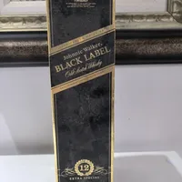 一瓶来自三十年前的黑方威士忌